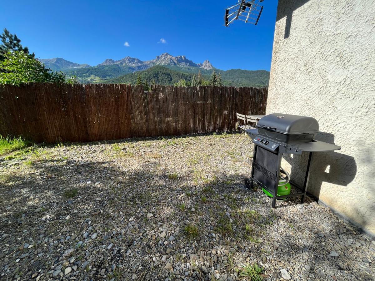 Barcelonnette Location Avec Jardin Apartment Exterior foto